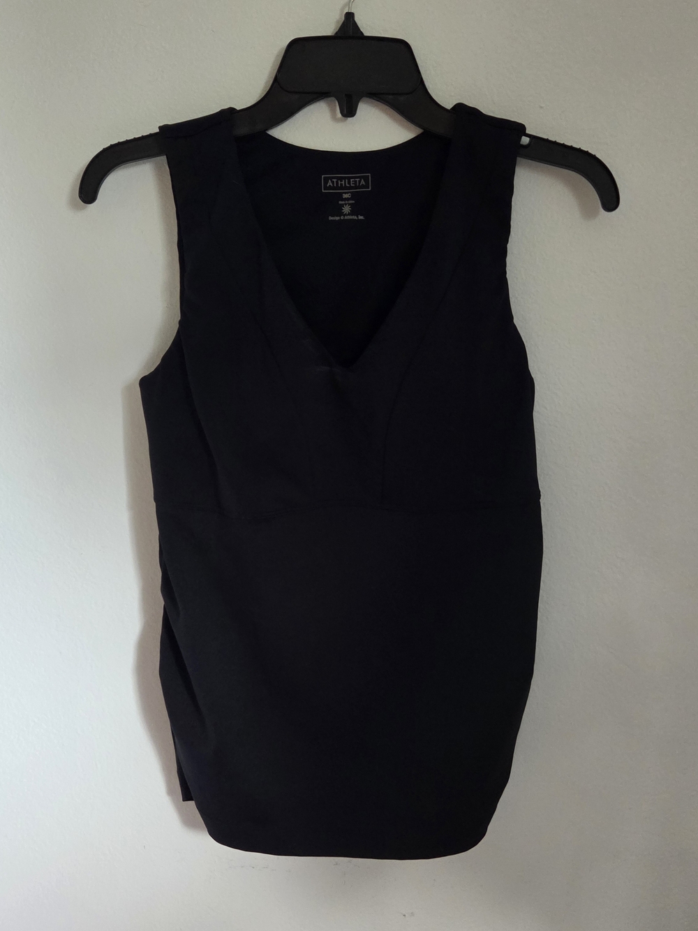 Athleta Women’s Black Ruched Activewear Fitness built in Bra Tank Top Size 36C